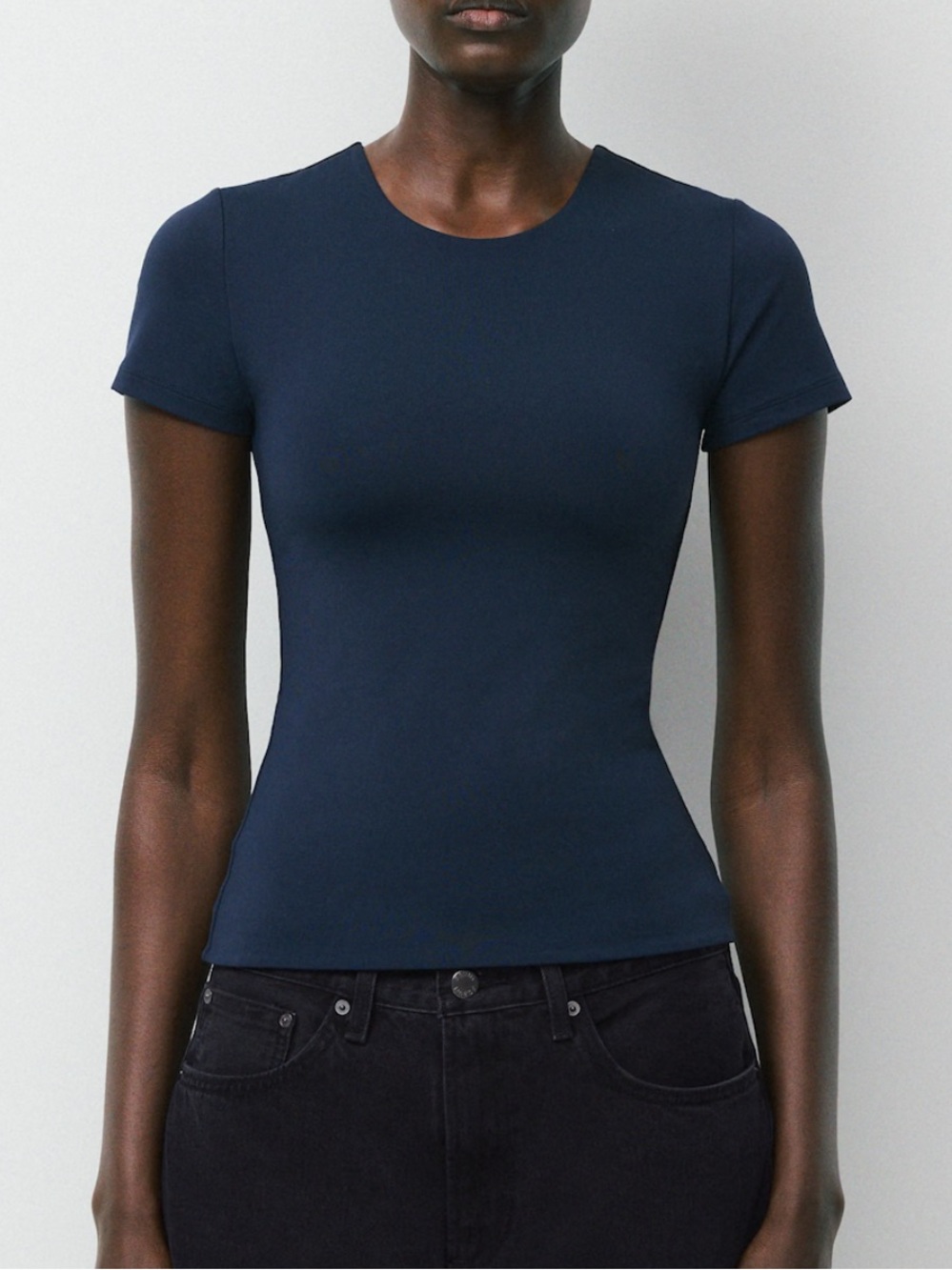 Aritzia Original Contour Marvel Crew T-Shirt in Admiral